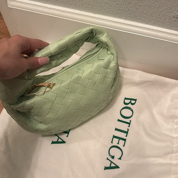 Bottega Veneta Jodie mini leather handbag - Picture 3 of 3